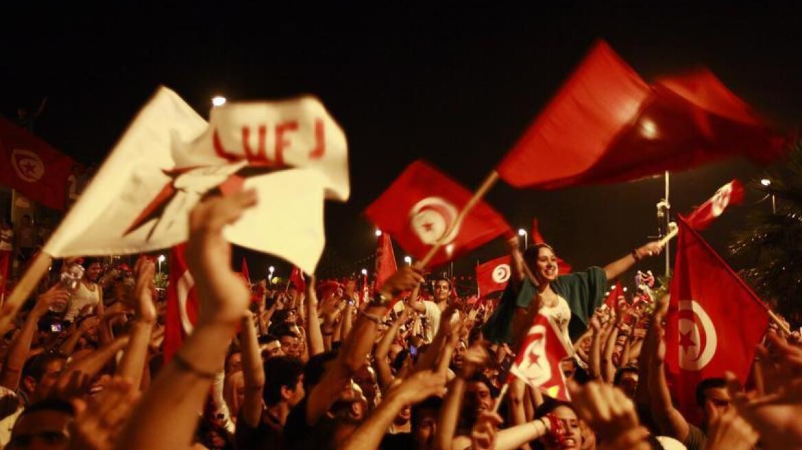 Ογκώδεις διαδηλώσεις κατά του κυβερνητικού συνασπισμού στην Τυνησία